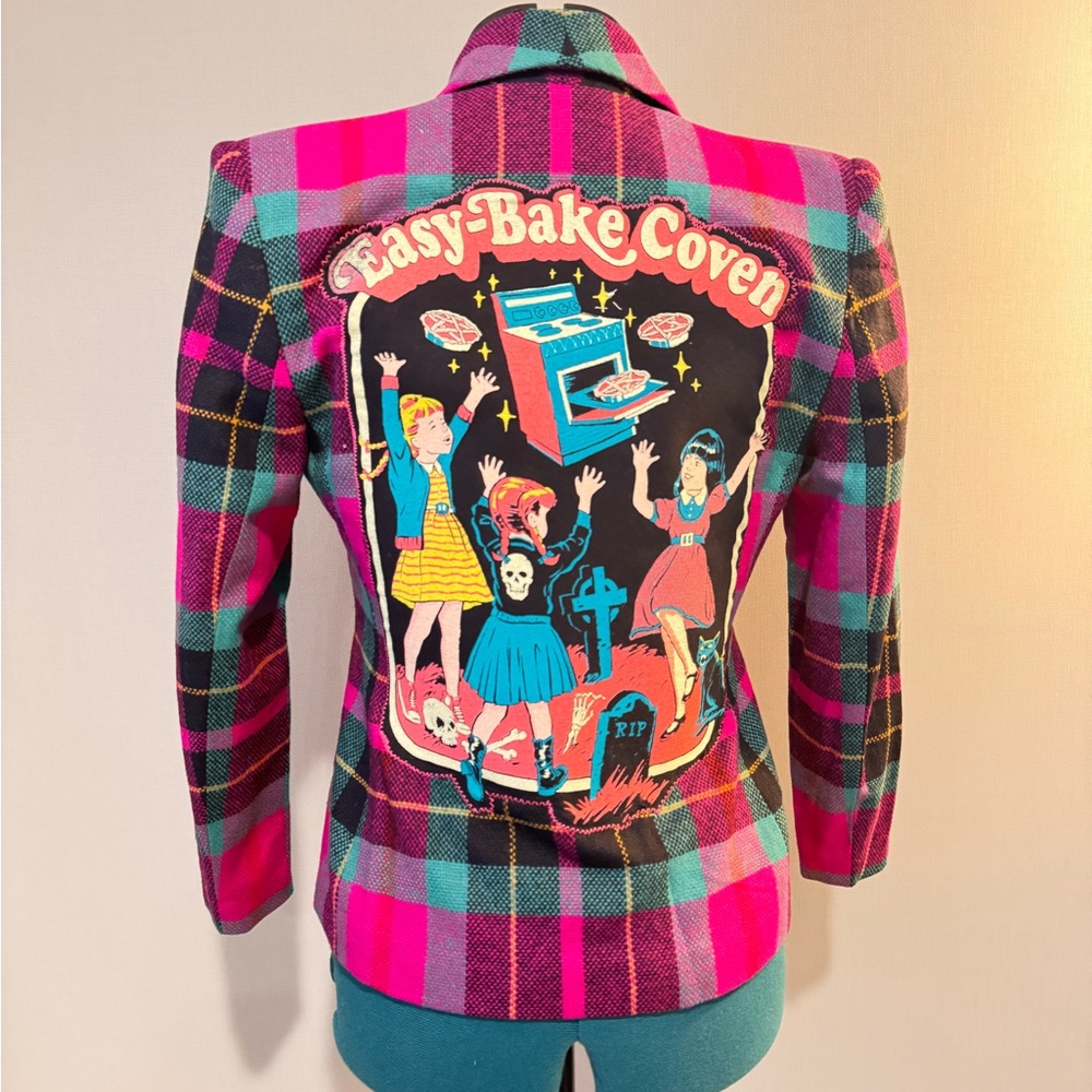 Plaid Easy Bake Coven Women's blazer - Pink and Black